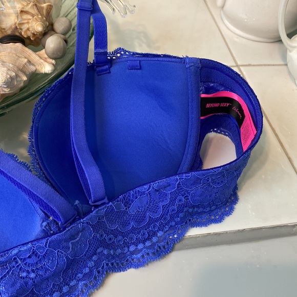 💙BEYOND SEXY LA SENZA Bra limited Edition sapphire BLUE With a GOLD hue. 36A - Picture 6 of 6